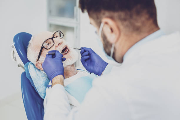 Best Emergency Tooth Extraction in Long Lake, IL